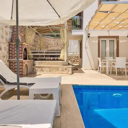 Villa Kalkan'da Deniz Manzarali 6 Kisilik