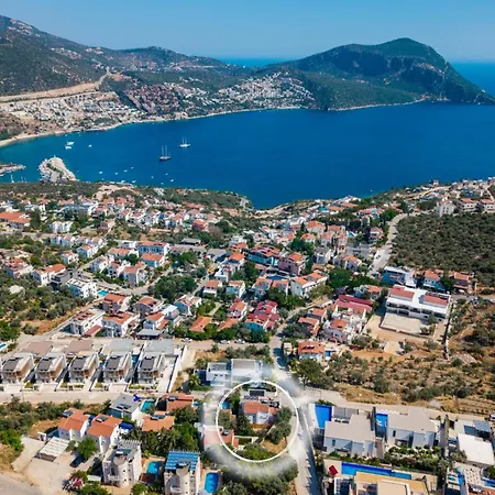 Villa Kalkan'da Deniz Manzarali 6 Kisilik Kaş