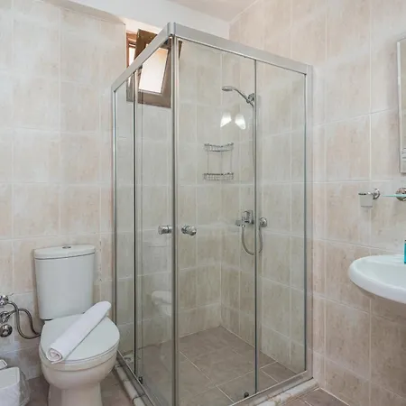 Villa Kalkan'da Deniz Manzarali 6 Kisilik Kas