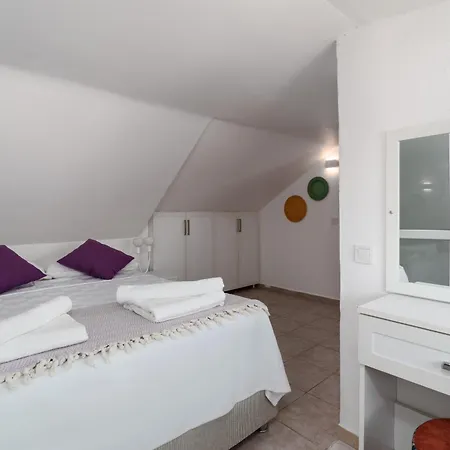 Villa Kalkan'da Deniz Manzarali 6 Kisilik *